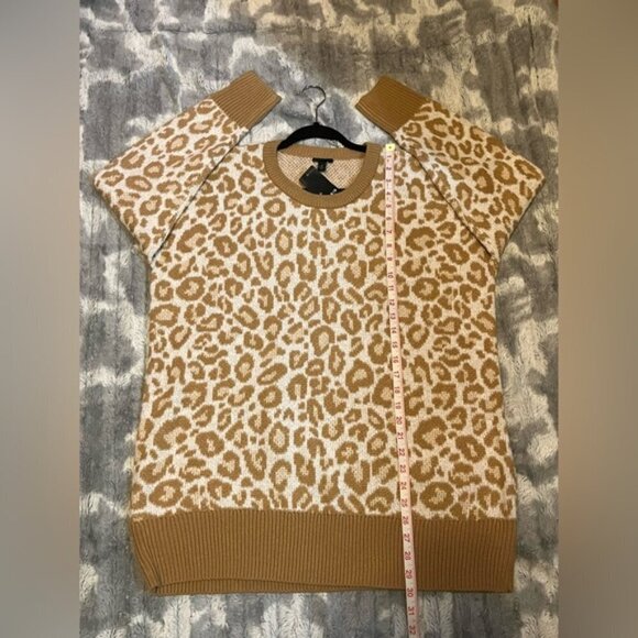 Torrid Drop Shoulder Sweater - Popcorn Leopard Size 0 - Picture 5 of 9